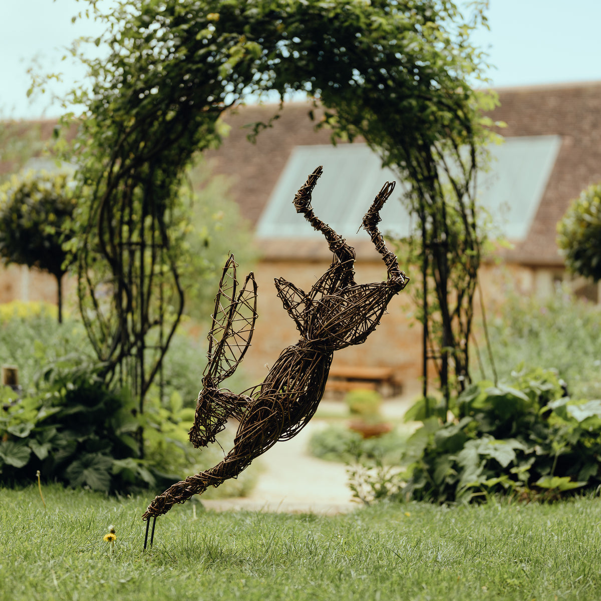 Willow Hare Workshop with Jo Sadler 2025