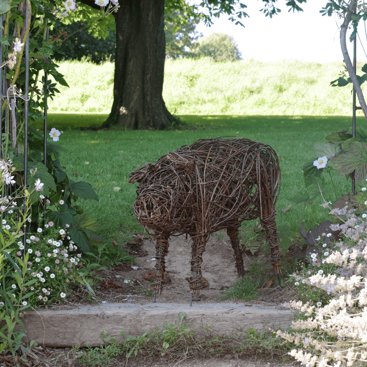 Willow Pig Workshop with Jo Sadler