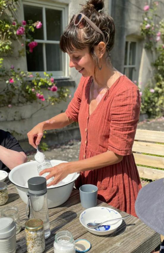 Botanical Wellbeing Workshop with WE GROW COLOUR & Lore Botanicals